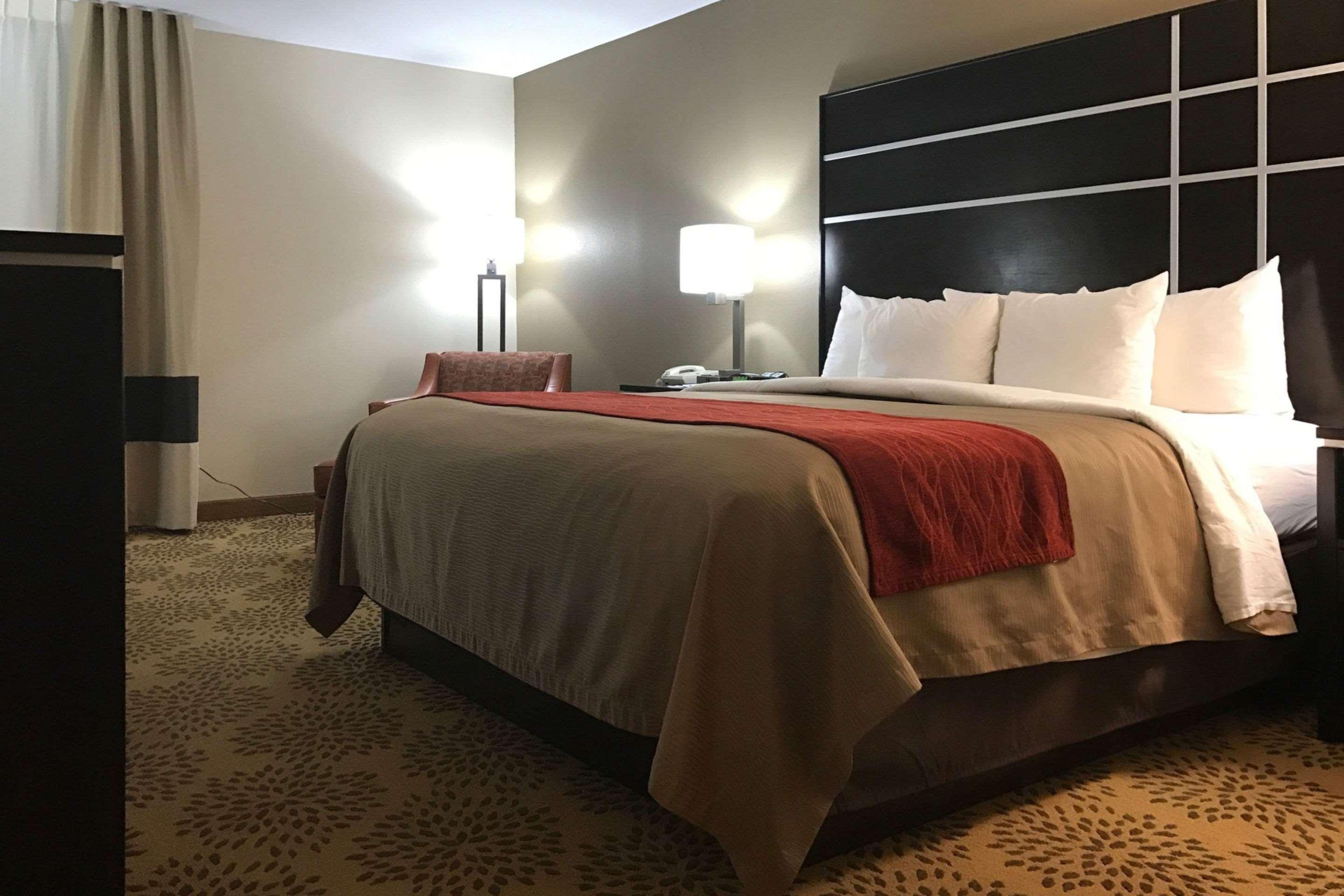 Comfort Inn North Of Asheville Mars Hill Екстериор снимка