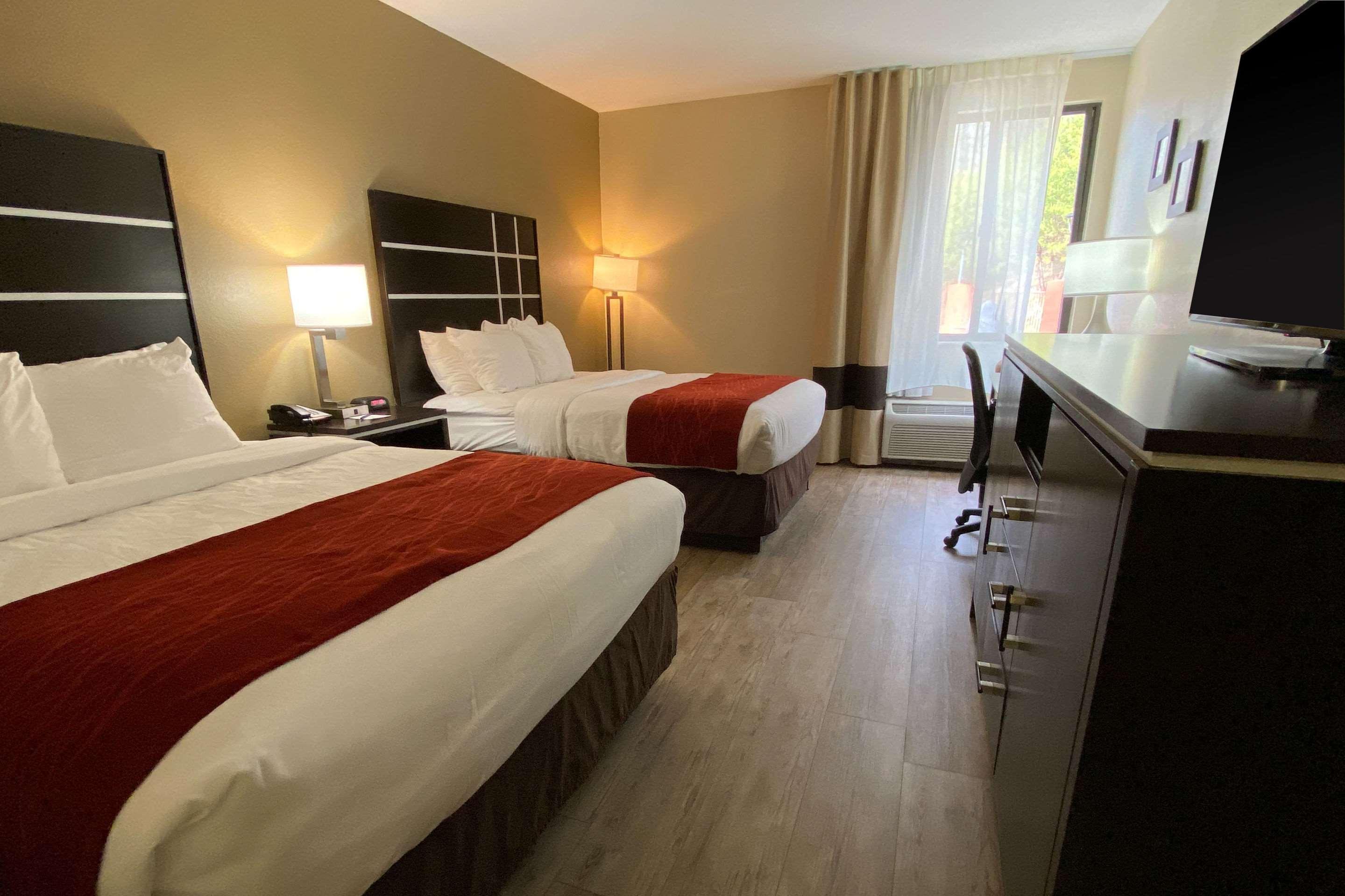 Comfort Inn North Of Asheville Mars Hill Екстериор снимка
