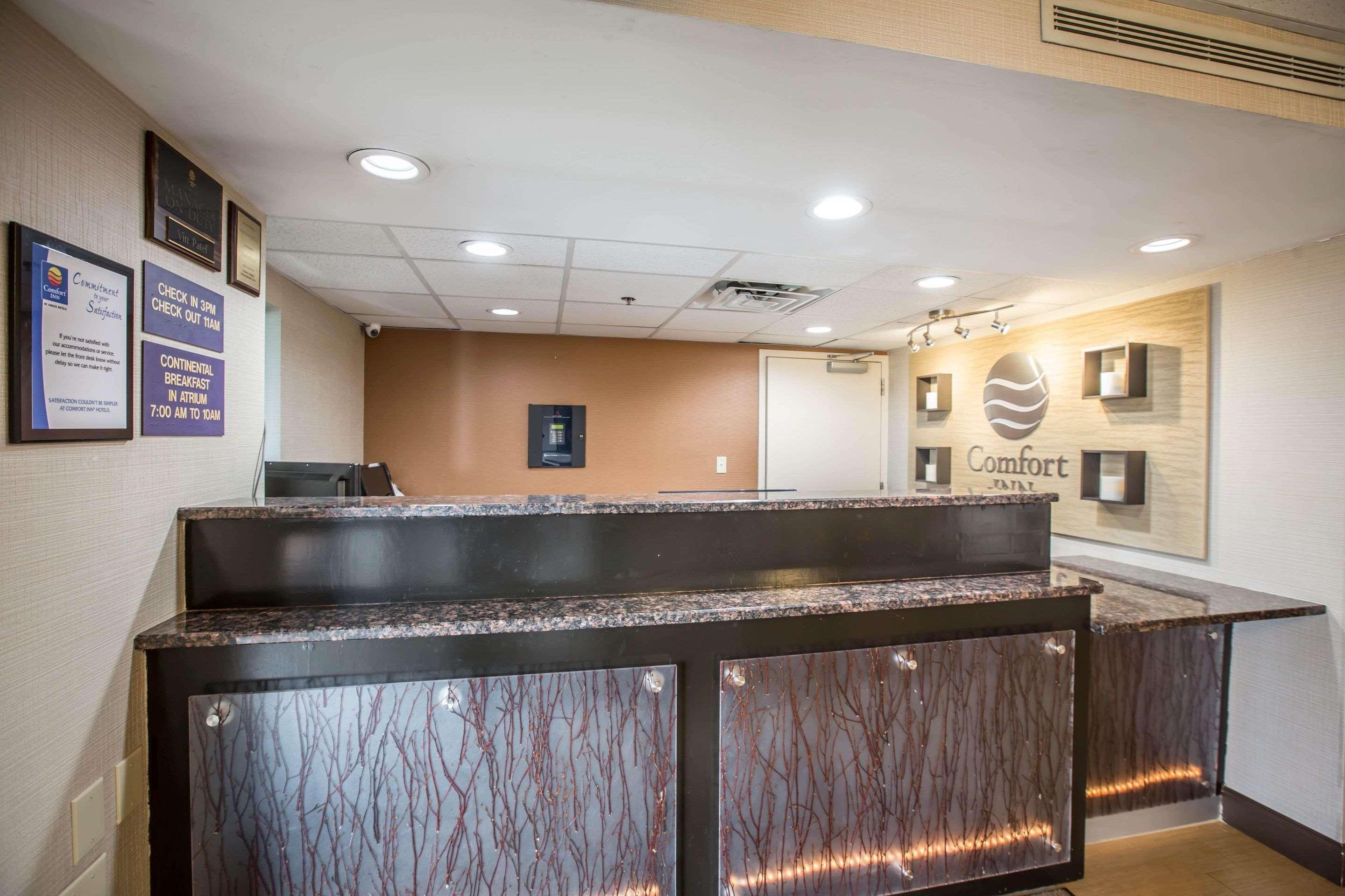 Comfort Inn North Of Asheville Mars Hill Екстериор снимка