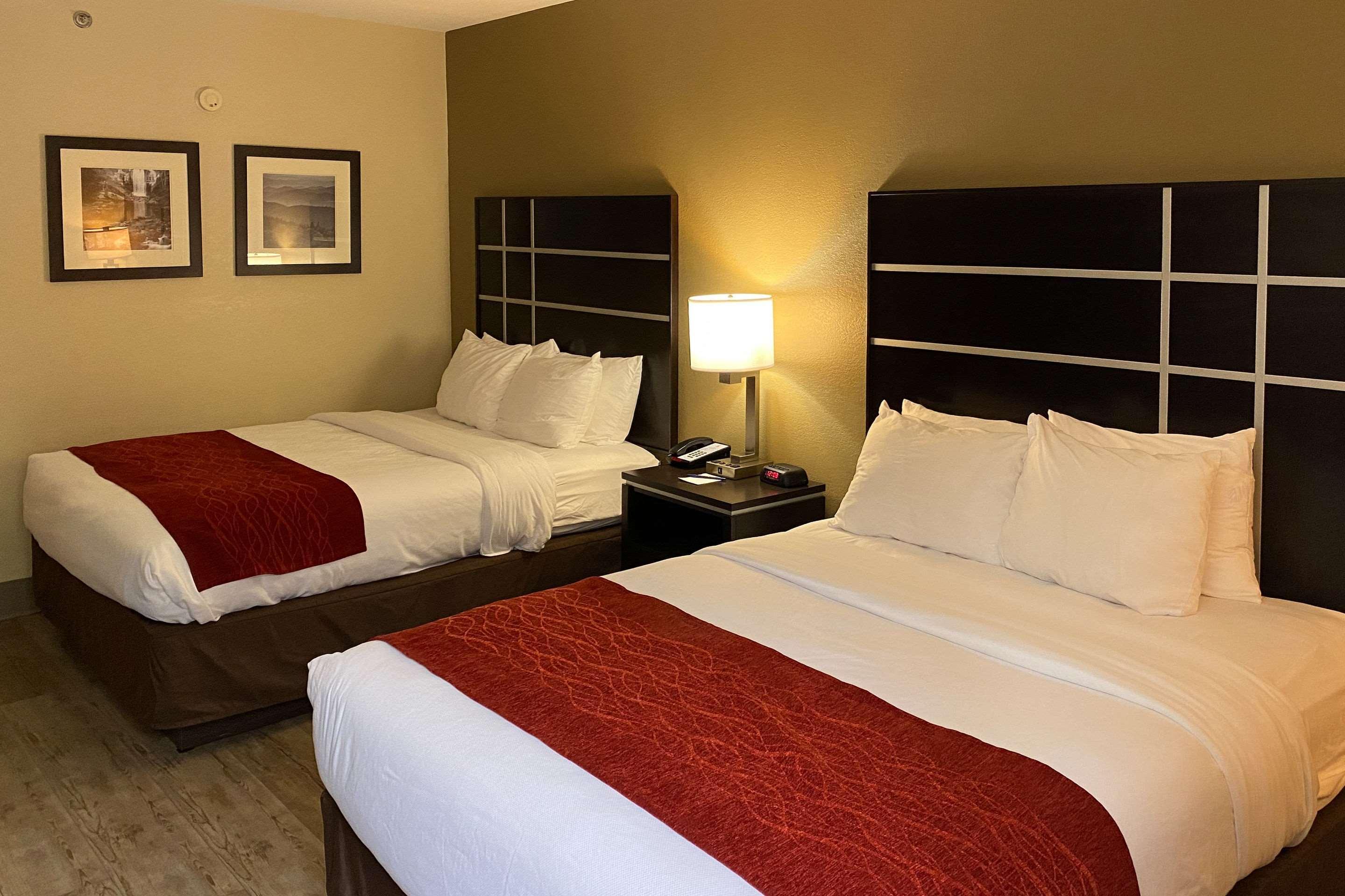 Comfort Inn North Of Asheville Mars Hill Екстериор снимка