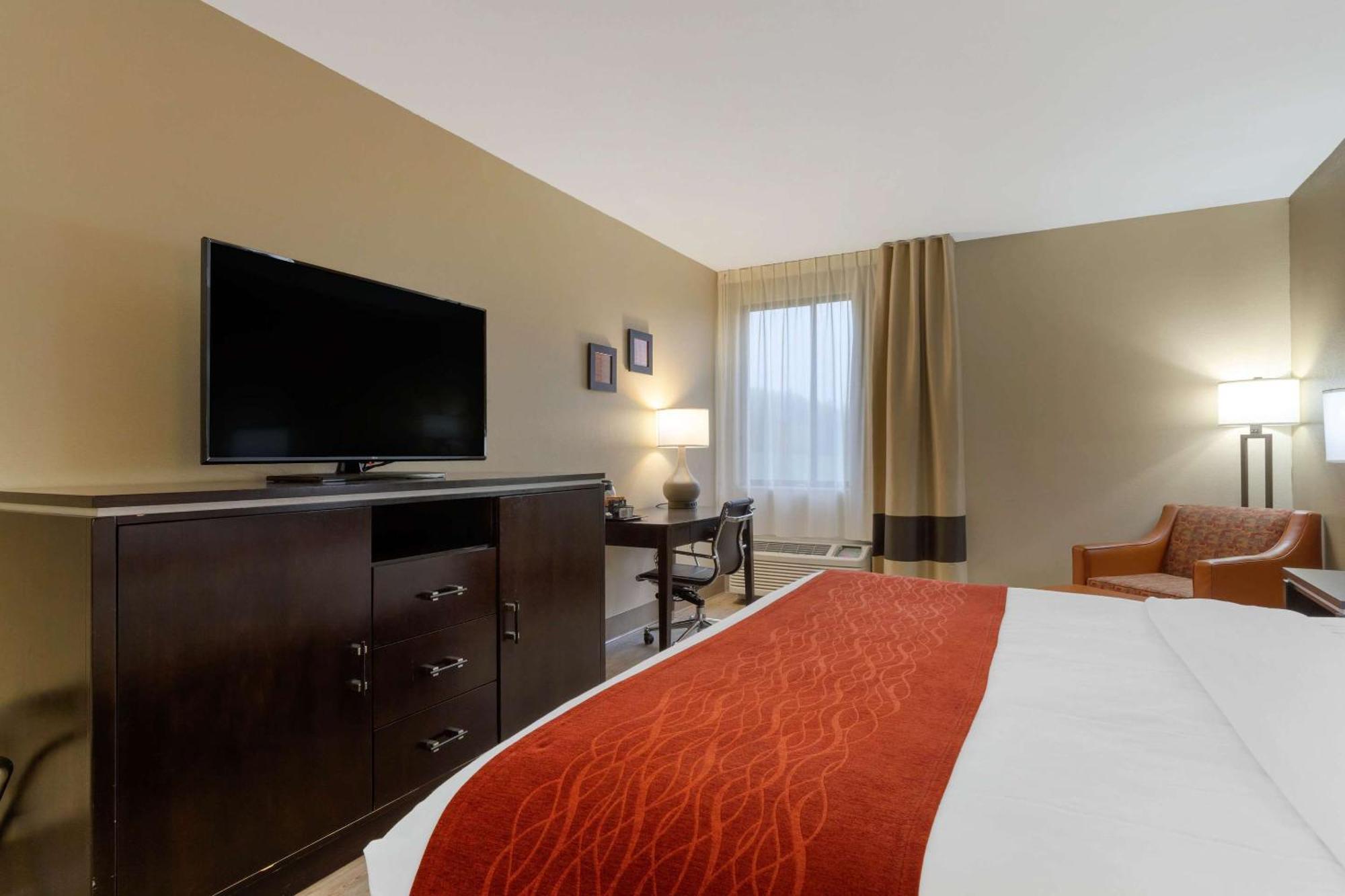 Comfort Inn North Of Asheville Mars Hill Екстериор снимка