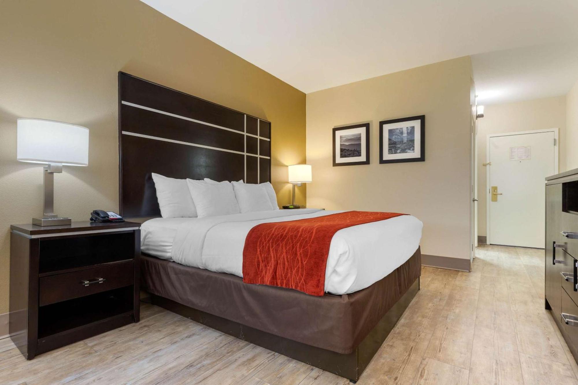 Comfort Inn North Of Asheville Mars Hill Екстериор снимка