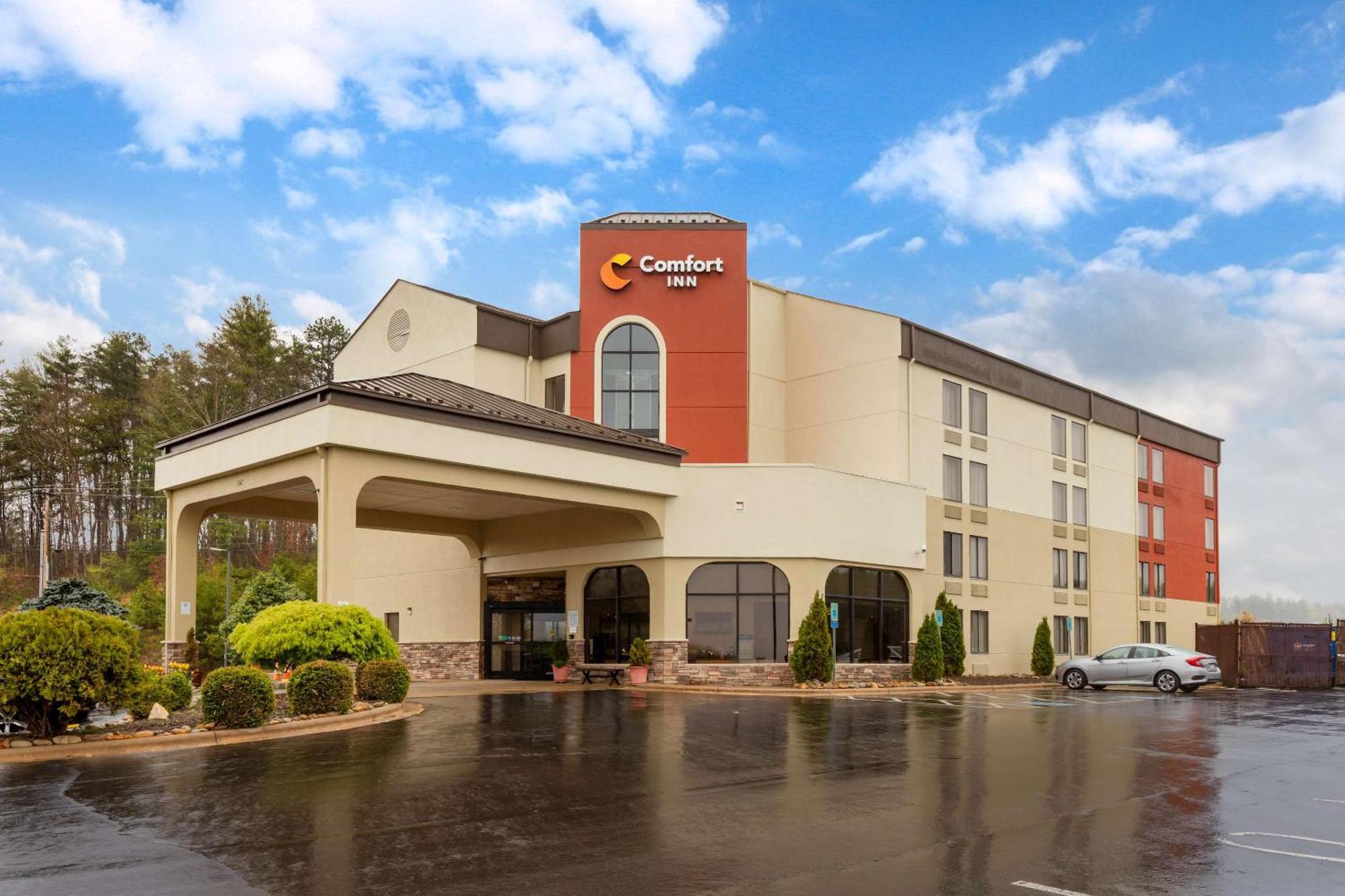 Comfort Inn North Of Asheville Mars Hill Екстериор снимка