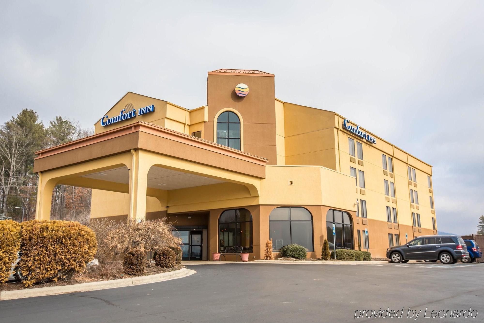 Comfort Inn North Of Asheville Mars Hill Екстериор снимка